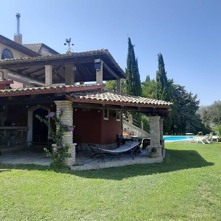 Casalustro Villa Citta Sant'Angelo Eksteriør bilde