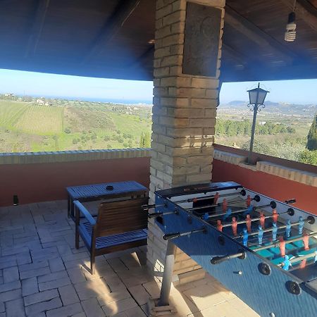 Casalustro Villa Citta Sant'Angelo Eksteriør bilde