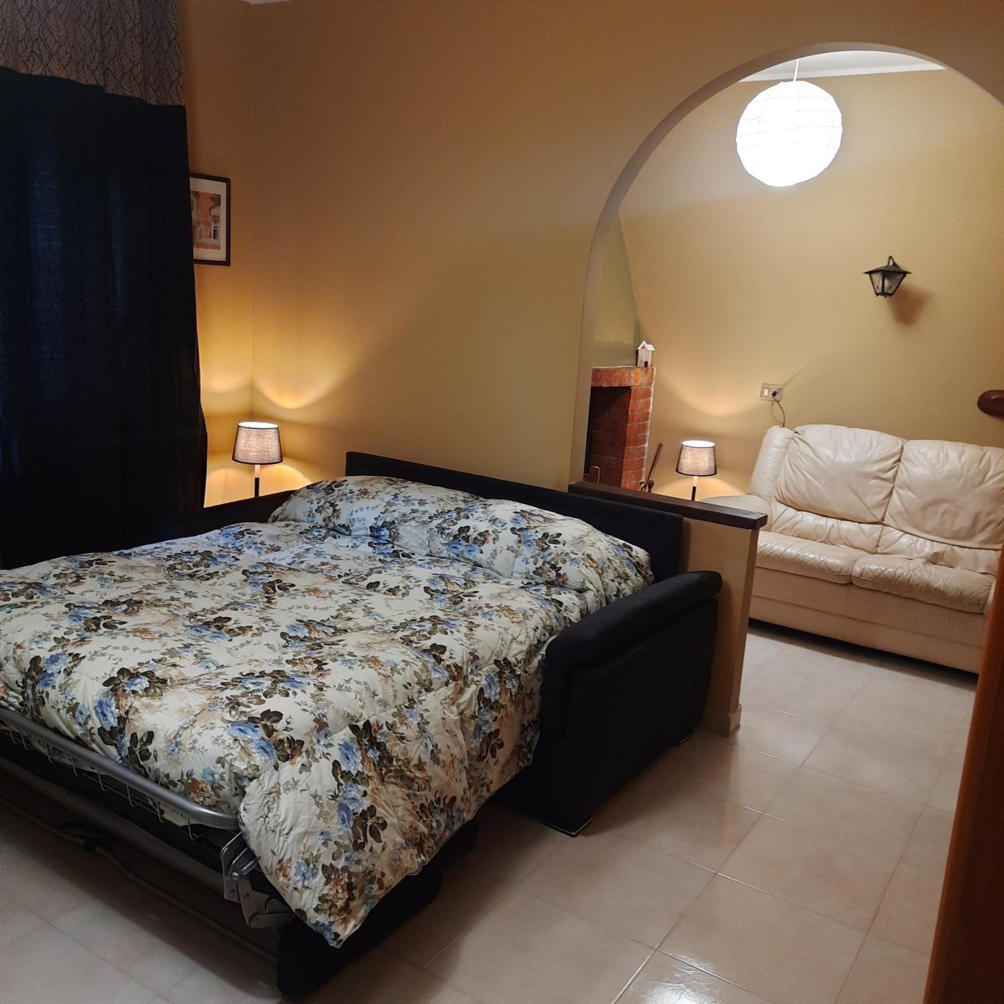 Casalustro Villa Citta Sant'Angelo Eksteriør bilde